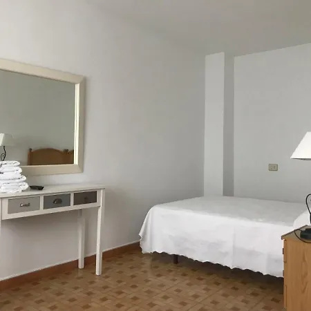 Pensión Casa Enrique *